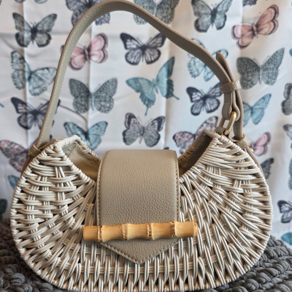 J. McLaughlin Wicker with Tan Leather Handles Bag Like Brand New